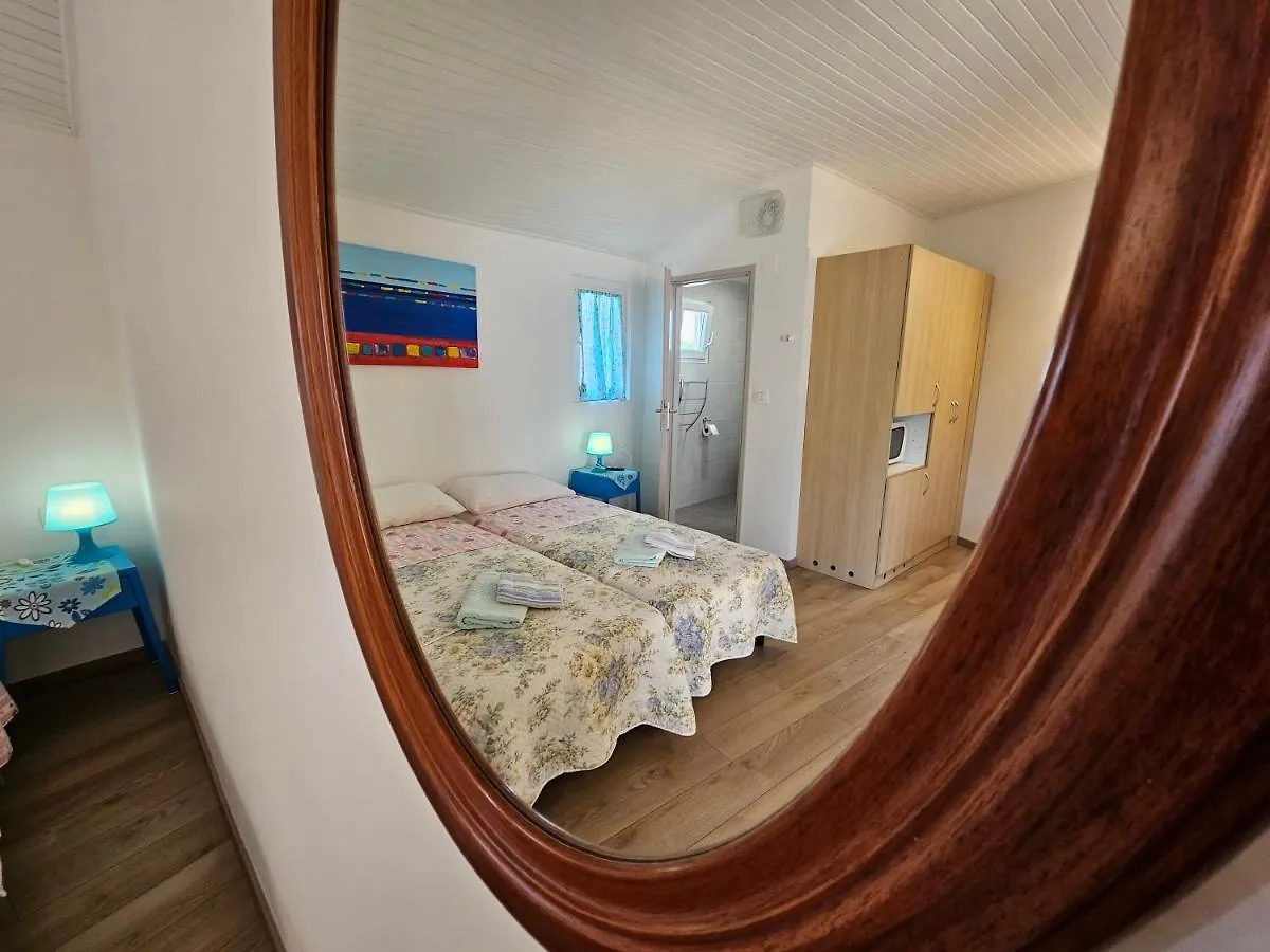 Guest house Apartments La Pergola Rovinj