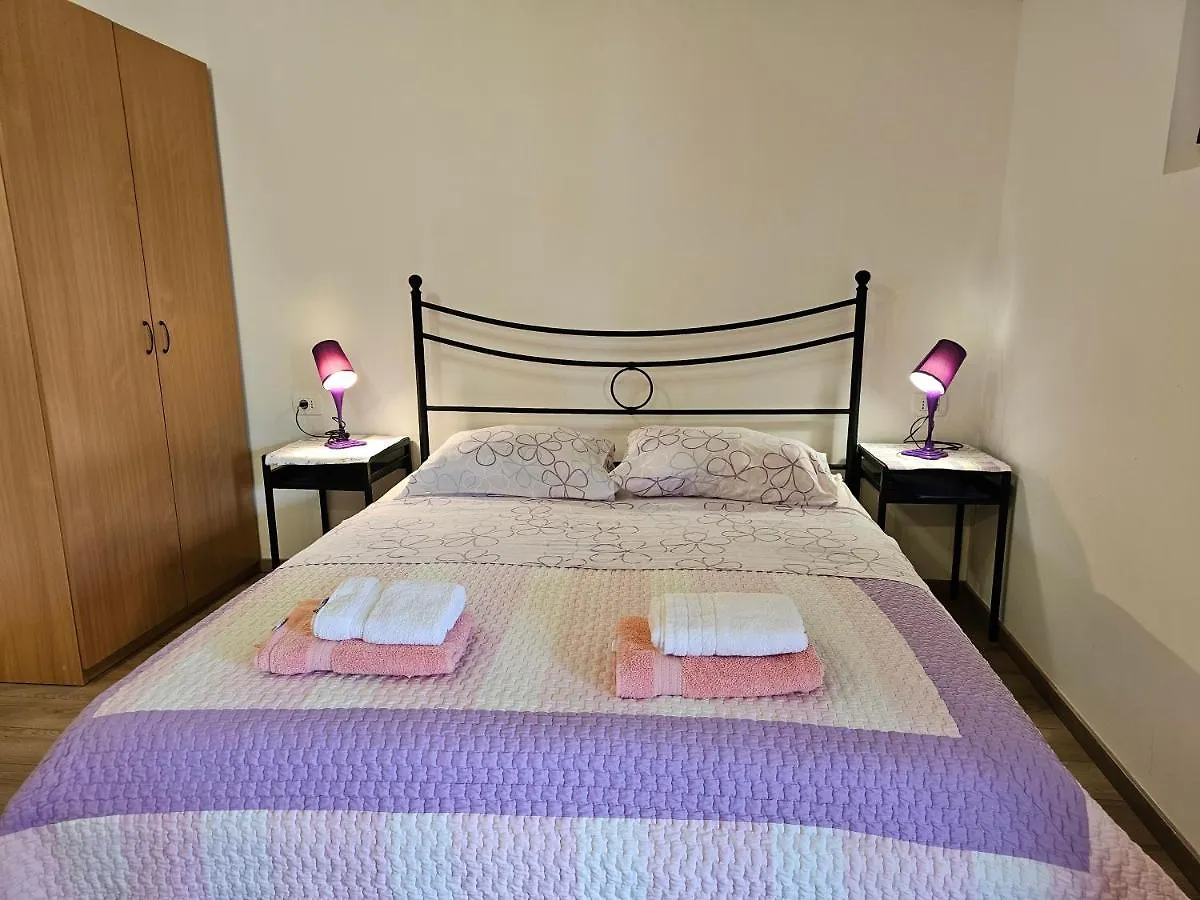 Guest house Apartments La Pergola Rovinj