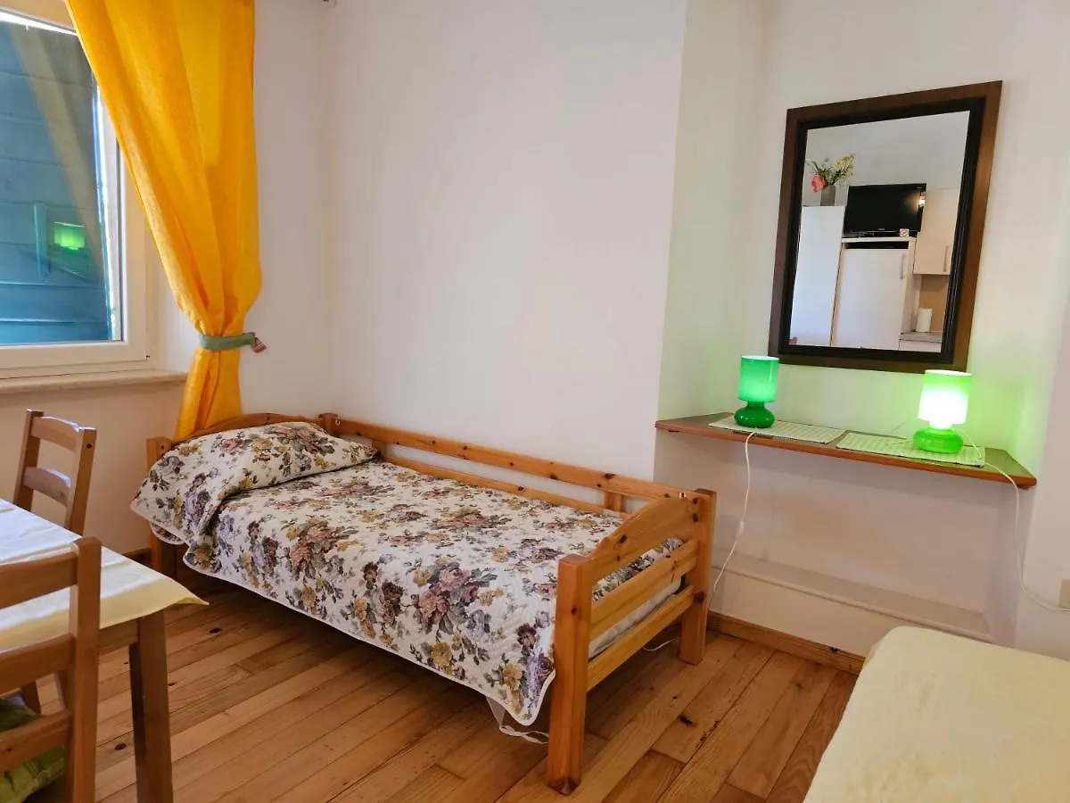 Apartments La Pergola Rovinj 2*,  Croatia